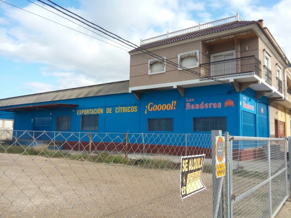 Fachada Rotulos Corporeos