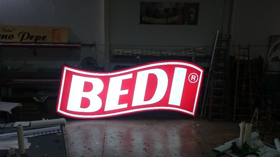 Luminoso Con Leds